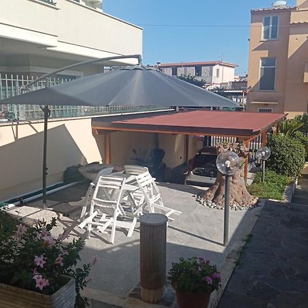 Апартаменты Casa Неттуно Экстерьер фото